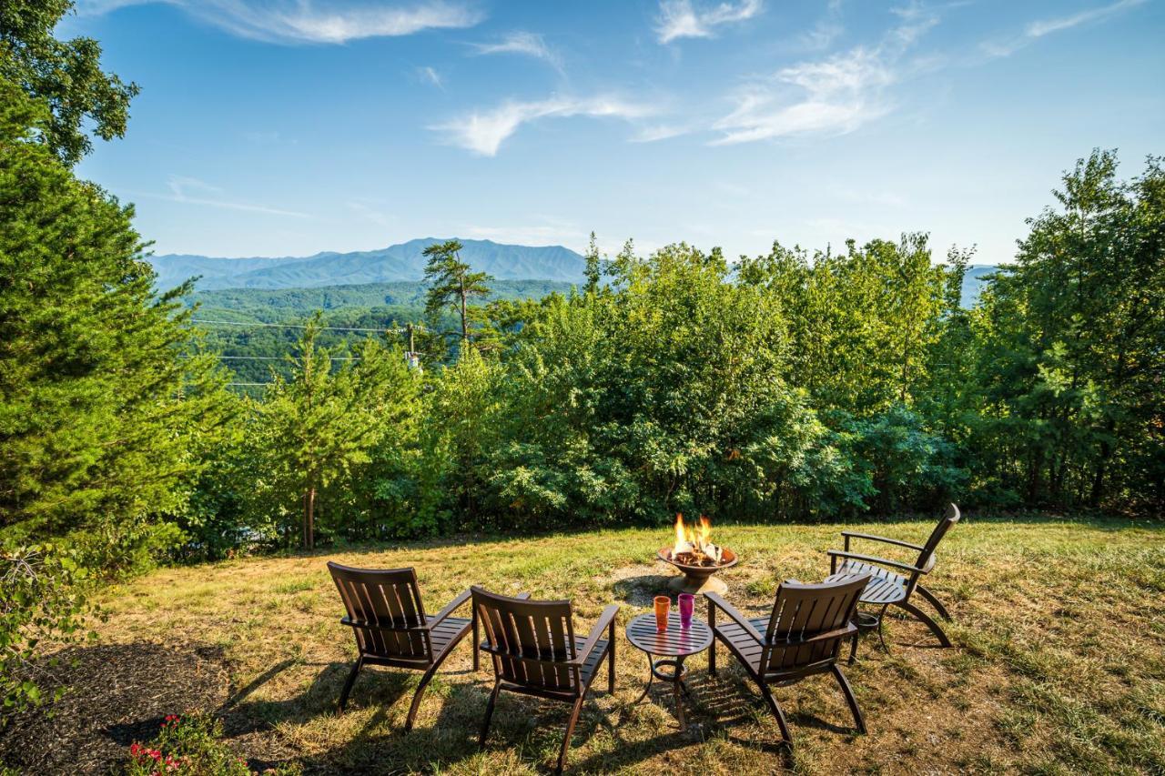 Smoky Mountain Serenity, Amazing Mountain Views 1089 Free Tickets Each Paid Day, Dollywood And More Sevierville Exterior photo