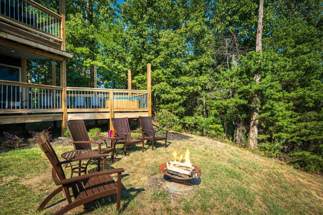 Smoky Mountain Serenity, Amazing Mountain Views 1089 Free Tickets Each Paid Day, Dollywood And More Sevierville Exterior photo